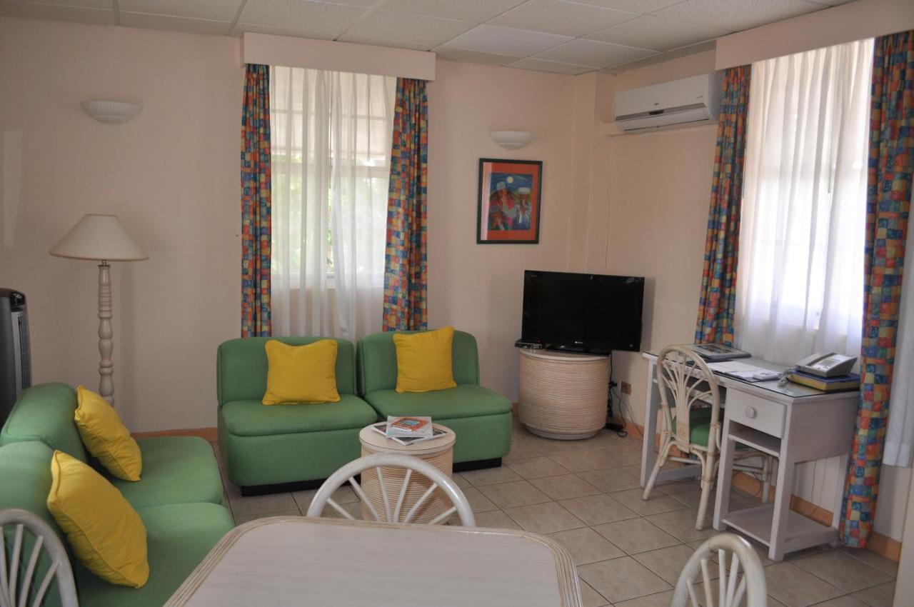 Hotel Pommarine Bridgetown